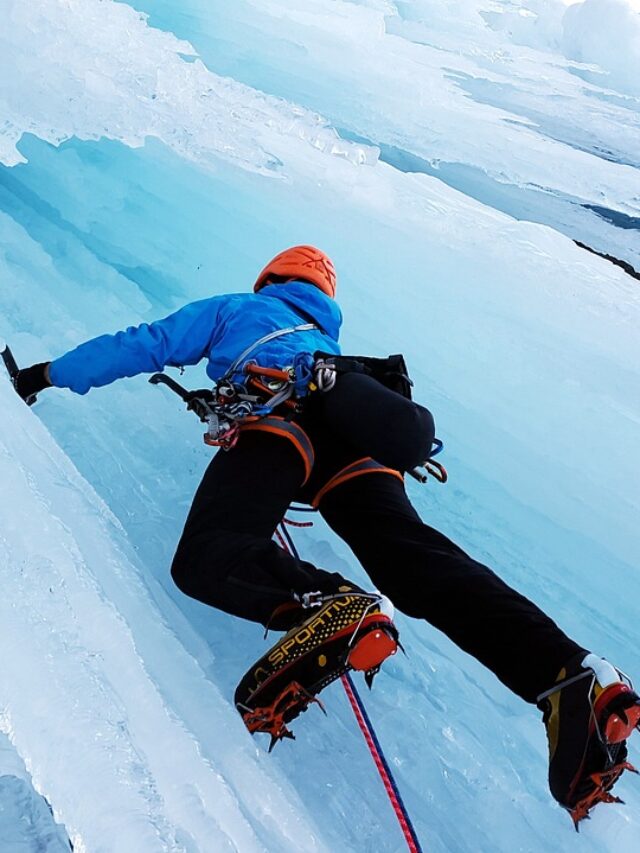 ice-climbing-4000385_1280