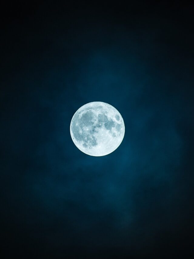 moon-1859616_1920